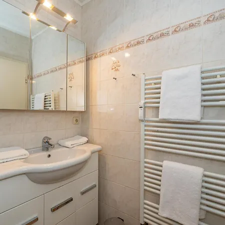 Apartamento Alice, App 32-3 *